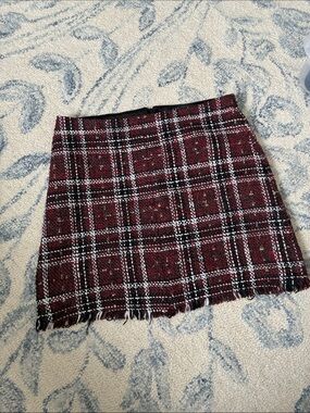 Sanctuary Plaid Tweed Mini Skirt in Burgundy —- Size Medium